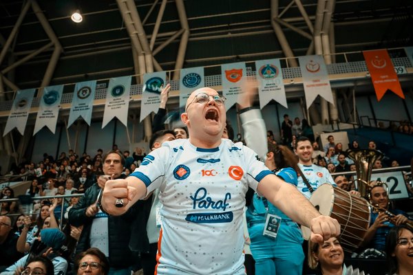 La tendance des transferts de football féminin : analyse et débats