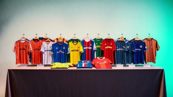 Top 10 des meilleures offres de maillots de foot en ligne